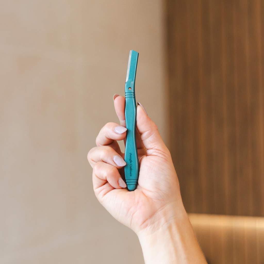 Dermaplaner - Reusable Metal Eyebrow Razor / Shaper-4